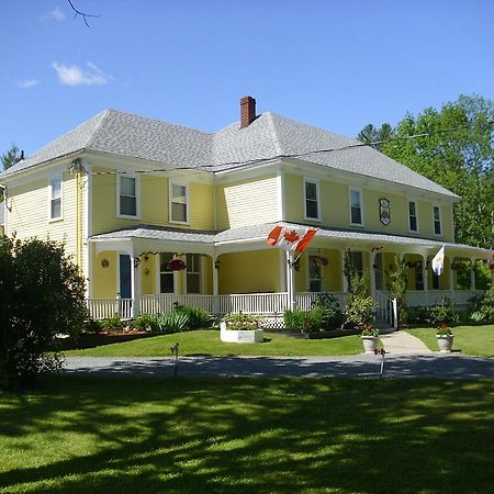 The Whitman Inn Caledonia Esterno foto